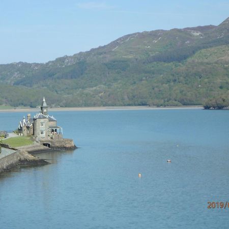 Beach Vista Apartment Three In Barmouth Εξωτερικό φωτογραφία