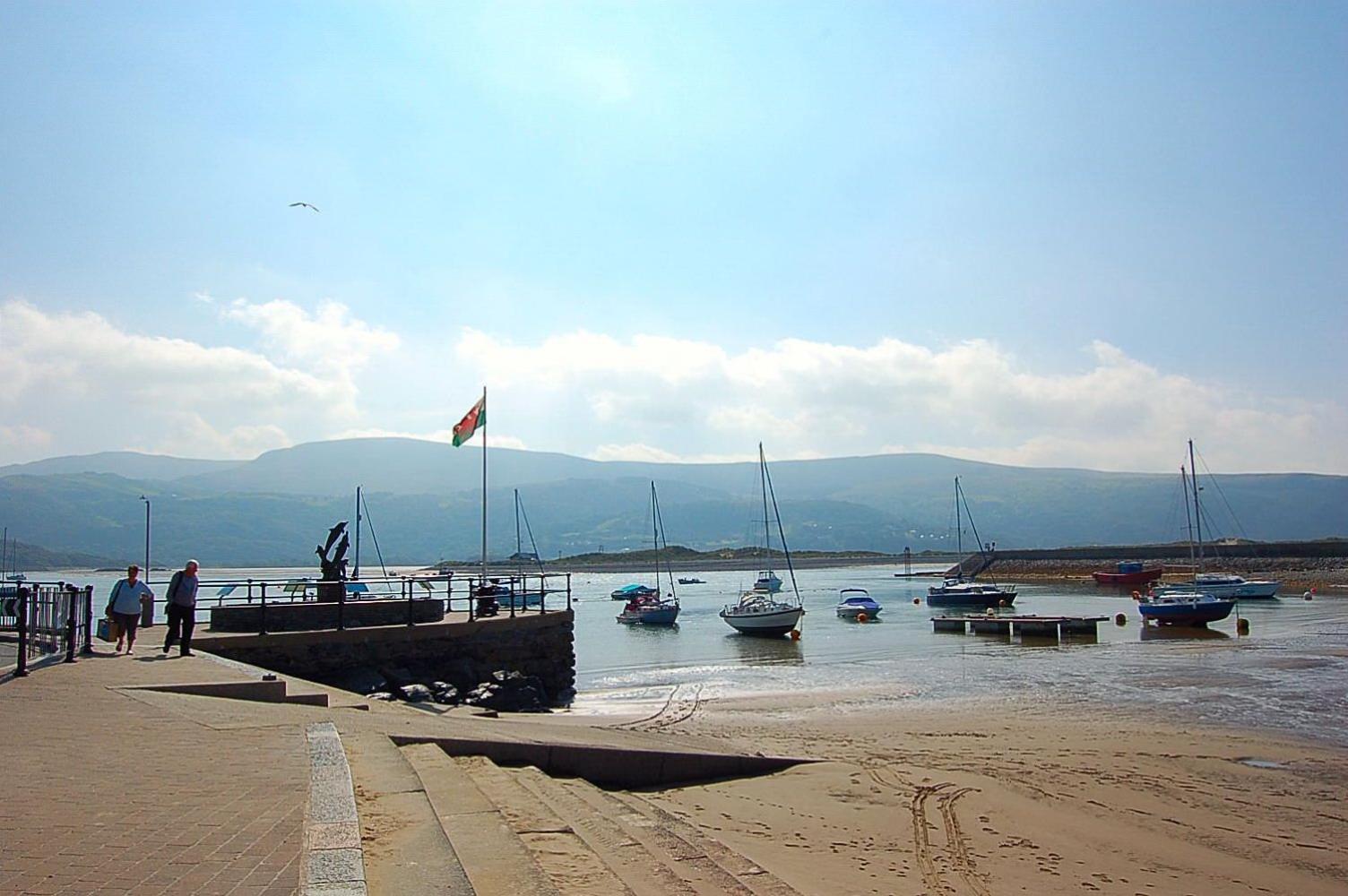 Beach Vista Apartment Three In Barmouth Εξωτερικό φωτογραφία